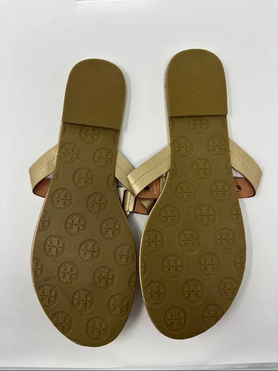 Tory Burch Gold Women's Logo Toe-Post Sandals - Picture 4 of 6